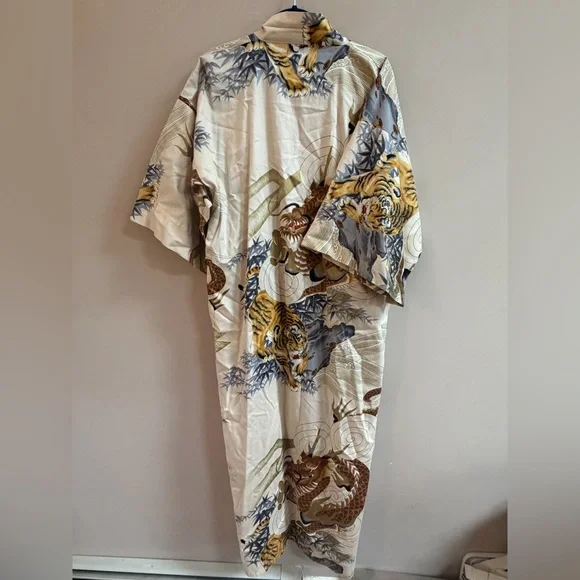 Vintage Japanese Tiger & Dragon 100% Cotton Kimono Wrap Robe, 58 Inches Length - Picture 8 of 15